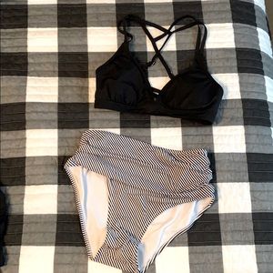 Athleta Bikini Top Criss/Cross Straps